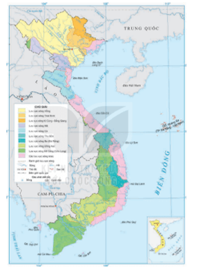 MỞ ĐẦUNước ta có hệ thống sông, hồ, đầm, nước ngầm phong phú với nguồn nước dồi dào. Đây là tài nguyên có ý nghĩa quan trọng đối với đời sống và sản xuất. Hãy kể tên một số sông, hồ, đầm ở nước ta mà em biết.Giải chi tiết:Một số sông, hồ ở nước ta: Sông Hồng, sông Cửu Long, sông Thái Bình, hồ Tây, hồ Ba Bể, hồ Trị An,... 1. SÔNG NGÒIa) Đặc điểm chungNhiệm vụ 1: Đọc thông tin mục a và quan sát hình 6.1, hãy:CH: Xác định phạm vi lưu vực của ba hệ thống sông: Hồng, Thu Bồn, Mê Công ở lãnh thổ Việt Nam trên bản đồ.Giải chi tiết:HS xác định trên bản đồ CH: Trình bày đặc điểm mạng lưới sông ngòi nước ta.Giải chi tiết:Nước ta có mạng lưới sông ngòi dày đặc, phân bố rộng khắp trên cả nước, chủ yếu là sông nhỏ, chảy theo hai hướng chính là tây bắc - đông nam và vòng cung, một số sông chảy theo hướng tây - đông,...Chế độ dòng chảy của sông ngòi nước ta phân hai mùa rất rõ rệt: mùa lũ và mùa cạn, do ảnh hưởng của khí hậu nhiệt đới gió mùa. Trung bình lượng nước trong mùa lũ chiếm tới 70 ~ 80% tổng lượng nước cả năm.Sông ngòi nước ta có nhiều nước (hơn 800 tỉ m)/năm) và lượng phù sa khá lớn (tổng lượng phù sa khoảng 200 triệu tấn/năm). b) Một số hệ thống sông lớnNhiệm vụ 2:CH: Dựa vào thông tin và hình 6.3, 6.5, 6.7 trong mục b, hãy phân tích đặc điểm mạng lưới và chế độ nước của một trong ba hệ thống sông.Giải chi tiết:Hệ thống sông Thu Bồn:Đặc điểm:- Có 78 phụ lưu, chiều dài trên 10km.- Các sông, suối trong hệ thống sông thường ngắn, dốc, phân thành nhiều lưu vực nhỏ độc lập.- Mạng lưới sông hình nan quạt.Chế độ nước sông:- Chia 2 mùa rõ rệt: mùa lũ (tháng 10 - tháng 12), mùa cạn (tháng 1 - tháng 9).- Lũ lên rất nhanh và đột ngột do đặc điểm địa hình, khí hậu và mạng lưới sông. 2. HỒ, ĐẦMNhiệm vụ 3:CH: Dựa vào thông tin và hình 6.8, 6.9 trong mục 2, hãy phân tích vai trò của hồ, đầm đối với sản xuất và sinh hoạt ở nước ta.Giải chi tiết:Vai trò của nước sông, hồ đối với sản xuất và sinh hoạt:Đối với sản xuất:- Nông nghiệp: Các hồ, đầm nước ngọt là nguồn cung cấp nước cho trồng trọt và chăn nuôi. Hồ, đầm là mặt nước tự nhiên để nuôi trồng, đánh bắt thuỷ sản nước ngọt, nước lợ và nước mặn như đấm phá Tam Giang (Thừa Thiên Huế), đầm Thị Nại (Bình Định), hồ thuỷ điện Hoà Bình,...- Công nghiệp: Các hồ thuỷ điện (Hoà Bình, Sơn La, laly,...) là nơi trữ nước cho nhà máy thuỷ điện. Hồ cung cấp nước cho các ngành công nghiệp như: chế biến lương thực - thực phẩm, khai khoáng,...- Dịch vụ: Một số hồ, đám thông với các sông, biến có giá trị về giao thông. Nhiều hồ, đầm có cảnh quan đẹp, hệ sinh thái với tính đa dạng sinh học cao, khí hậu trong lành được khai thác để phát triển du lịch, như hồ Tơ Nưng (Gia Lai), hồ Ba Bế (Bắc Kạn),... Đối với sinh hoạt:- Phục vụ nhu cầu nước trong sinh hoạt, là nguồn dự trữ nước ngọt lớn.- Đóng vai trò đảm bảo an ninh nguồn nước, nhất là ở các khu vực có mùa khô sâu sắc. 3. NƯỚC NGẦMNhiệm vụ 4:CH: Dựa vào thông tin mục 3, hãy phân tích vai trò của nước ngầm đối với sản xuất và sinh hoạt ở nước ta.Giải chi tiết:Nước ngầm có vai trò quan trọng đối với sản xuất và sinh hoạt của con người.Đối với sản xuất:- Nông nghiệp: Nước ngầm cung cấp nước cho sản xuất nông nghiệp (trồng trọt, chăn nuôi, nuôi trồng thuỷ sản,...) đặc biệt với các vùng khan hiếm nước mặt như Tây Nguyên, duyên hải Nam Trung Bộ.- Công nghiệp: Nước ngắm được sử dụng trong nhiều ngành công nghiệp như: chế biến lương thực - thực phẩm, sản xuất giấy,...- Dịch vụ: Một số nguồn nước nóng, nước khoáng được khai thác để chữa bệnh và phát triển du lịch nghỉ dưỡng.Đối với sinh hoạt: Nước ngầm là nguồn nước quan trọng phục vụ cho sinh hoạt của người dân ở nước ta. LUYỆN TẬPCH: Cho biết thời gian mùa lũ, mùa cạn của ba hệ thông sông: Hồng, Thu Bồn, Mê Công, theo bảng mẫu dưới đây vào vở:Hệ thống sông Chế độ nướcHồngThu BồnMê CôngThời gian mùa lũ???Thời gian mùa cạn??? Giải chi tiết:Hệ thống sông Chế độ nướcHồngThu BồnMê CôngThời gian mùa lũTháng 6 đến tháng 10Tháng 10 đến tháng 12Tháng 7 đến tháng 11Thời gian mùa cạnTháng 11 đến tháng 5 năm sauTháng 1 đến tháng 9Tháng 12 đến tháng 6 năm sau CH: Xác định vị trí của một số sông, hồ của nước ta trên bản đồ hình 6.1.Giải chi tiết: VẬN DỤNG